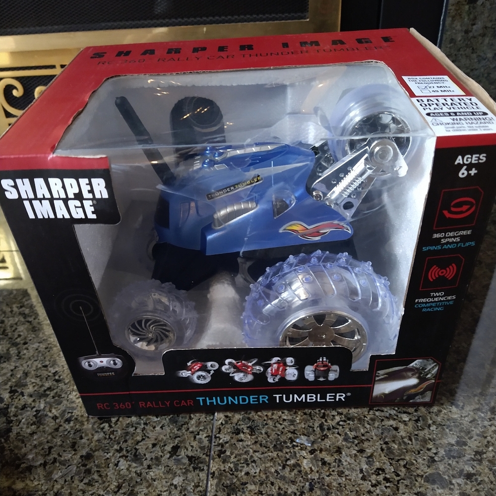 Sharper Image remote race car new in box